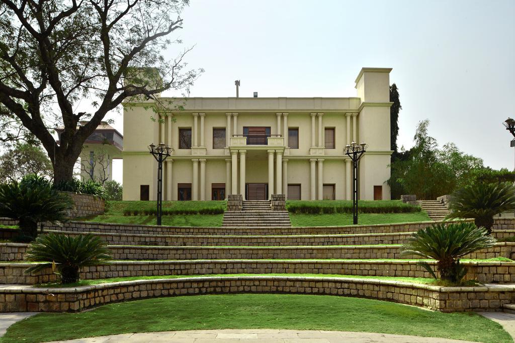 Golkonda Resorts & Spa Hajdarábád Exteriér fotografie