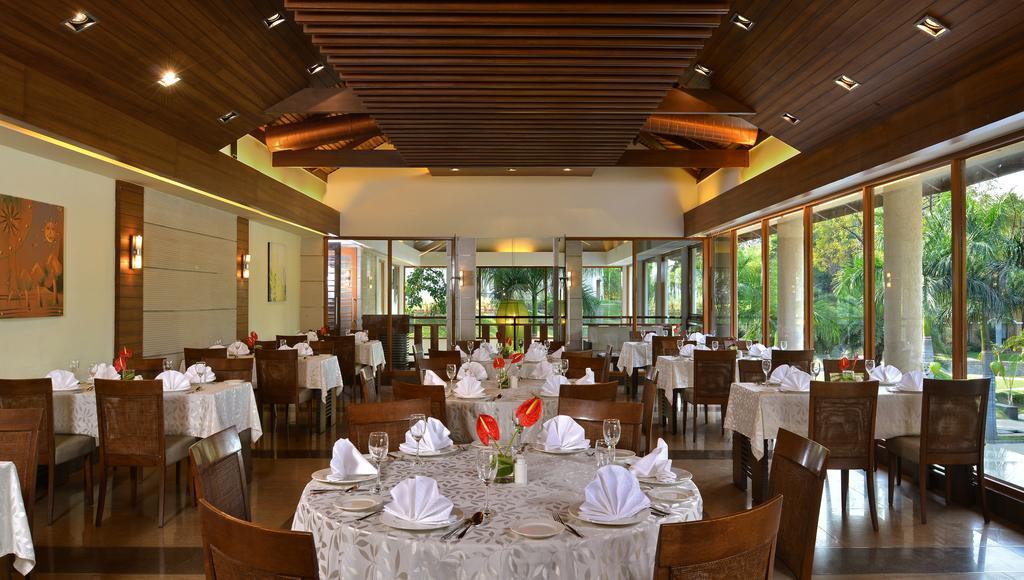 Golkonda Resorts & Spa Hajdarábád Exteriér fotografie