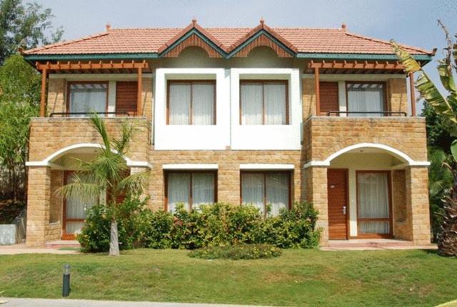 Golkonda Resorts & Spa Hajdarábád Exteriér fotografie